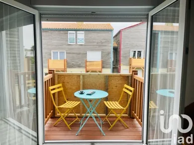 Apartment at La Rochelle (17000)