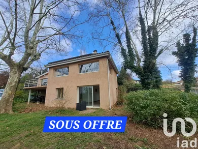 Maison traditionnelle à Sainte-Foy-lès-Lyon (69110)