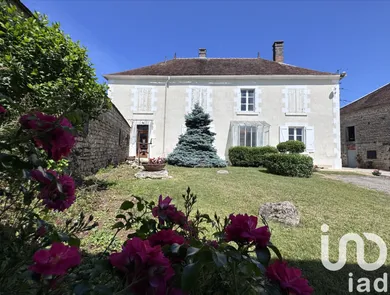 Domain at Puits-et-Nuisement (10140)