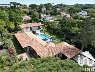 Maison à Saint-Tropez (83990)