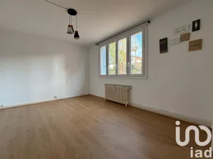 Apartment at Montluçon (03100)