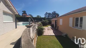 House at Saint-Martin-la-Plaine (42800)