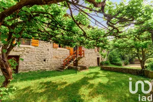 Traditional house at Saint-Jean-Chambre (07240)