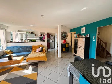 Apartment in Saint-Clair-de-la-Tour (38110)