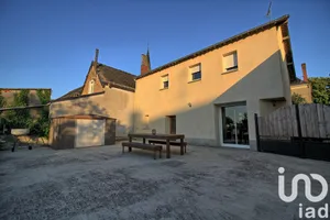 House at Fontaine-Couverte (53350)