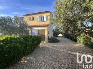 House at Coursan (11110)