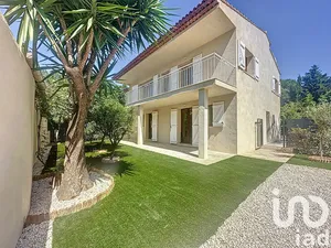 House at Le Cannet (06110)