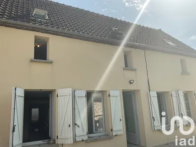 Traditional house at Chailley (89770)