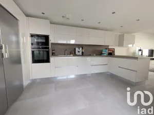 Appartement à Bordeaux (33800)