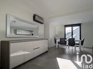 Apartment at Bordeaux (33800)