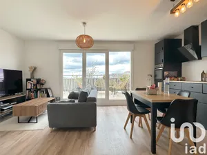 Apartment at Bobigny (93000)