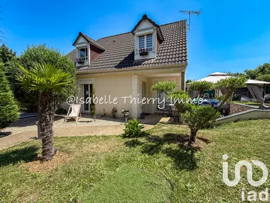 Traditional house at Linas (91310)