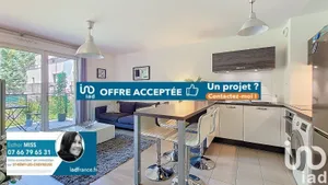 Apartment at Chevreuse (78460)