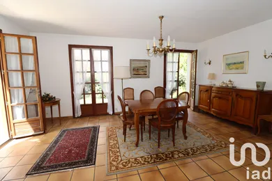 Traditional house at Bois-Colombes (92270)