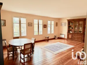 Apartment at Rueil-Malmaison (92500)