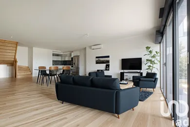 Apartment at Bordeaux (33800)