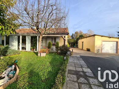 House at Saint-Pierre-d'Eyraud (24130)