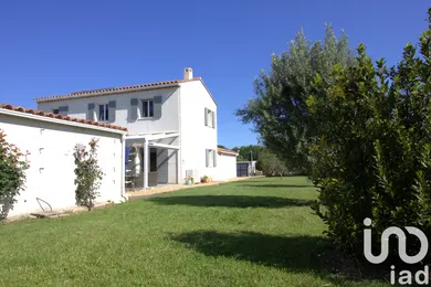 Maison traditionnelle à Aix-en-Provence (13100)