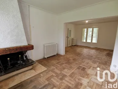 House at Lurbe-Saint-Christau (64660)