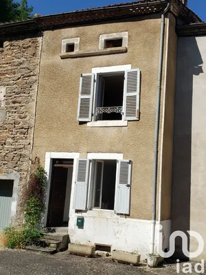 House at Saint-Floret (63320)