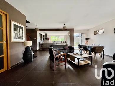 Maison à Saint-Médard-en-Jalles (33160)