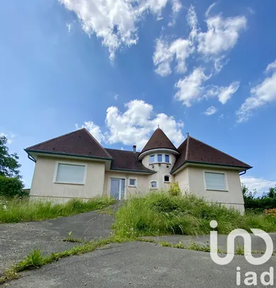 House at Chenières (54720)