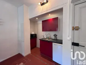 Apartment at Fontaine-de-Vaucluse (84800)