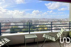 Apartment at Paris (75020)