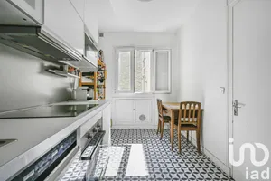 Apartment at Paris (75019)