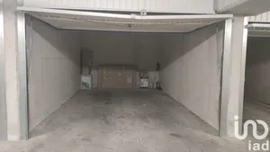 Parking à Aubagne (13400)