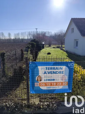 Terrain à bâtir à Châtenay-sur-Seine (77126)