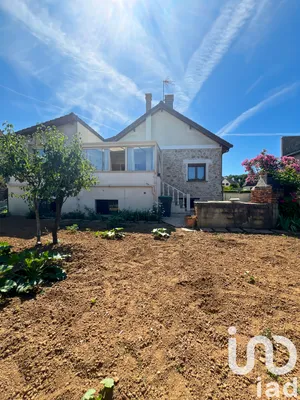 Traditional house at Brie-Comte-Robert (77170)