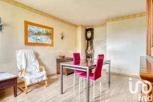 Apartment at Chatou (78400)