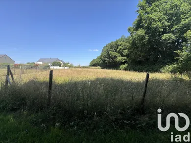 Terrain à bâtir à Blandouet (53270)