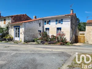 Park home at Plassay (17250)