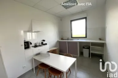 Immeuble à Montrevault-sur-Èvre (49110)