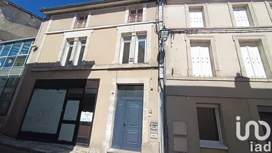 Building at Barbezieux-Saint-Hilaire (16300) — 2/30