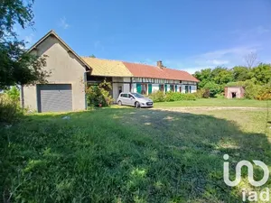 Longere at Jouy-sous-Thelle (60240)