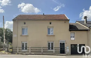 Maison de village à Bogny-sur-Meuse (08120)