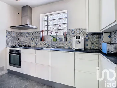 Maison à Les Clayes-sous-Bois (78340)