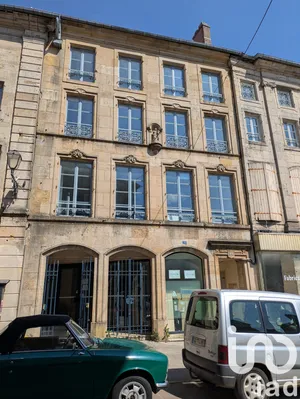 Building at Langres (52200)