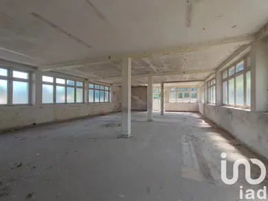 Building in Magny-en-Vexin (95420)