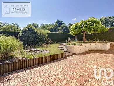 House at Varennes-Vauzelles (58640)