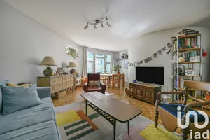 Apartment at Levallois-Perret (92300)