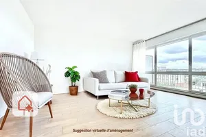 Apartment at Aubervilliers (93300)