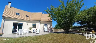 House at Bréval (78980)