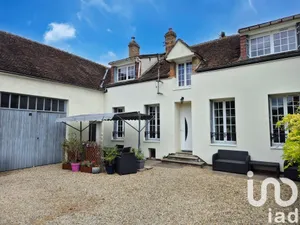 House at Villeneuve-la-Guyard (89340)