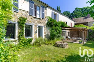 House at Thoiry (78770)