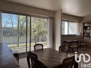 Apartment at Garches (92380)