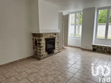 Apartment in Rozay-en-Brie (77540)